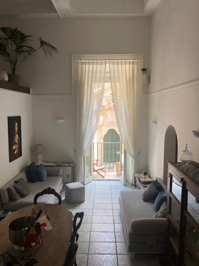 New! Bellissimo Palazzofranchi Pantheon Apartment Рим Екстериор снимка