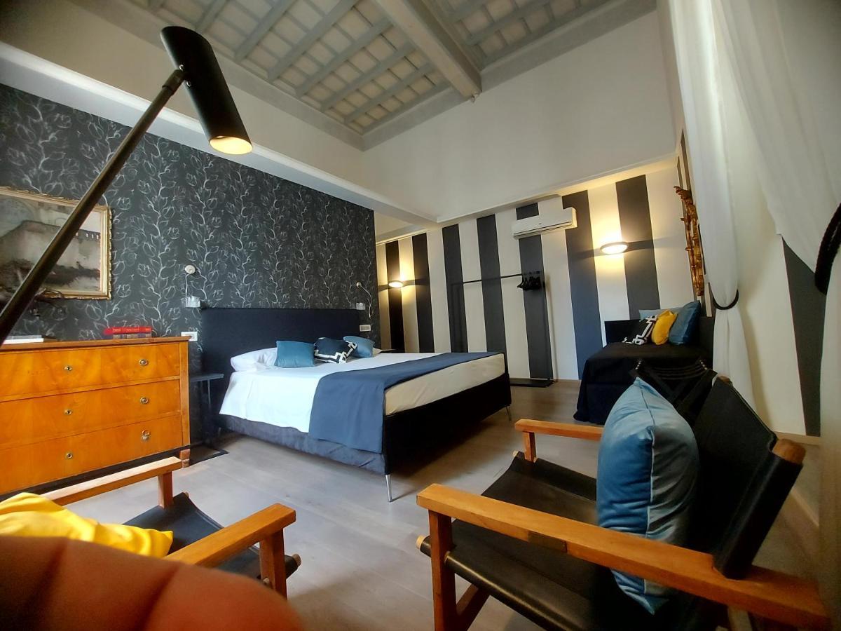 New! Bellissimo Palazzofranchi Pantheon Apartment Рим Екстериор снимка