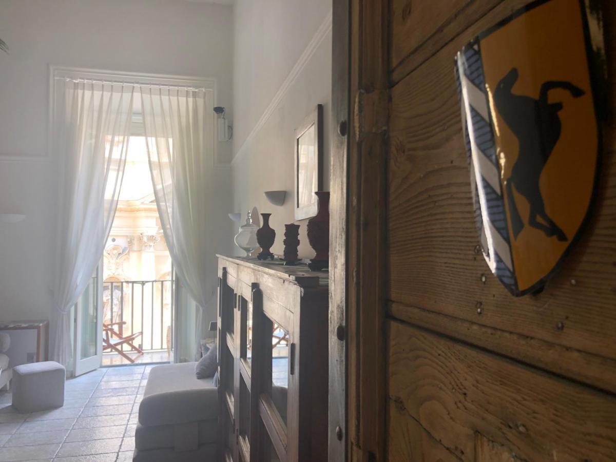 New! Bellissimo Palazzofranchi Pantheon Apartment Рим Екстериор снимка
