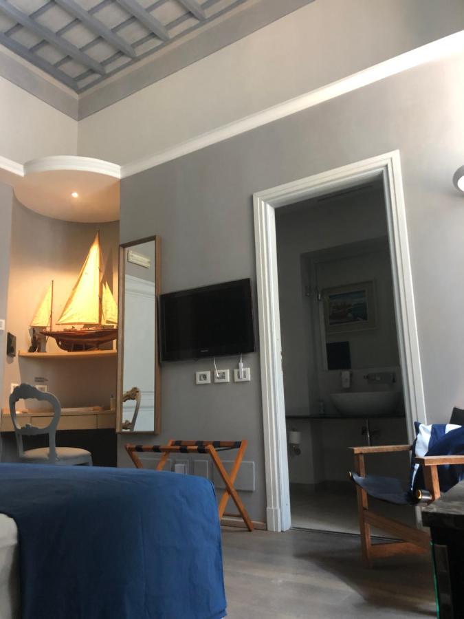 New! Bellissimo Palazzofranchi Pantheon Apartment Рим Екстериор снимка