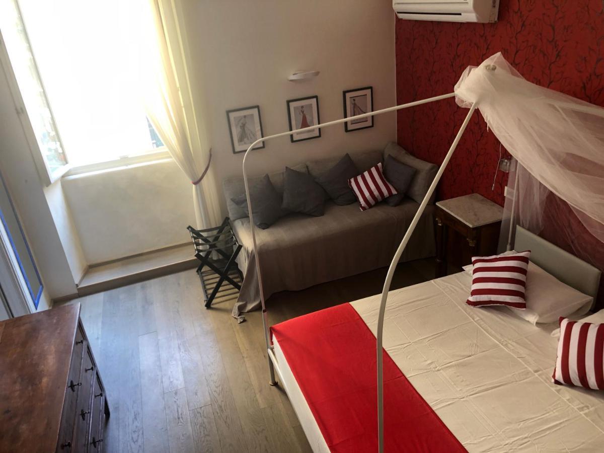 New! Bellissimo Palazzofranchi Pantheon Apartment Рим Екстериор снимка